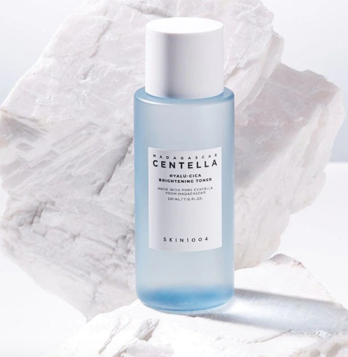 Hyalu-Cica Brightening Toner